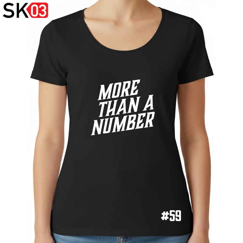 T-Shirt More than a number Geschenke Motorradfahrer Autofahrer Kartfahrer Rennen mit Startnummer