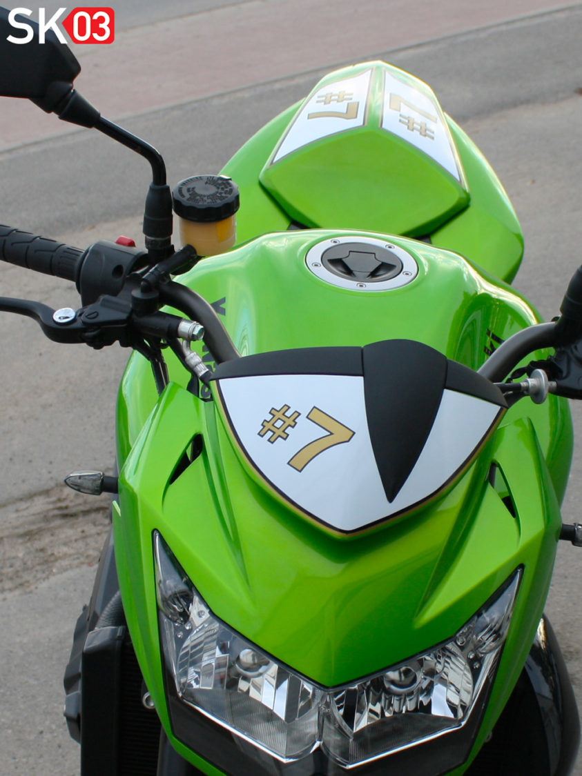 Startnummer für Motorradrennen im Internet bestellen